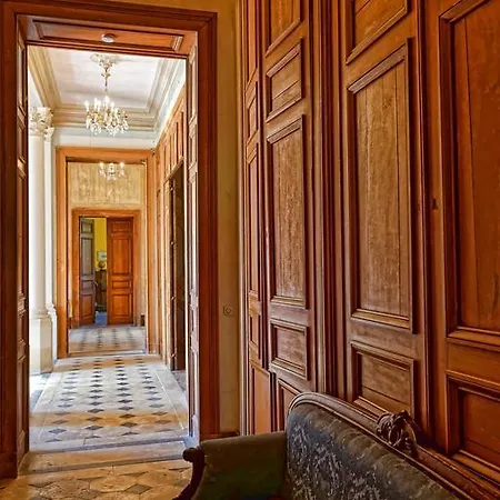 Chateau De Puybelliard בית כפרי *