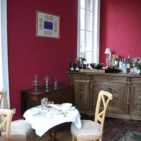 Chateau De Puybelliard * שאנטונה