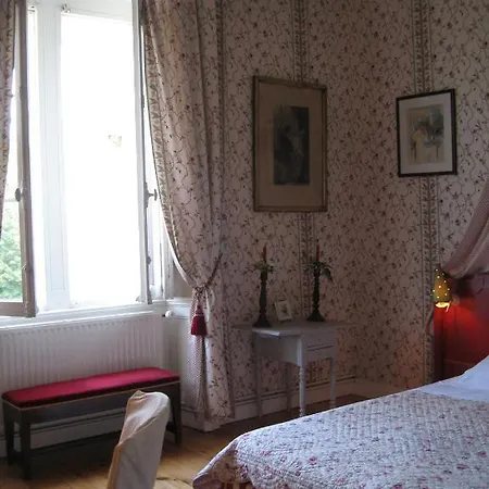 Chateau De Puybelliard בית כפרי *