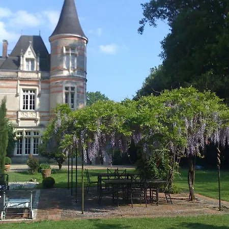 בית כפרי Chateau De Puybelliard שאנטונה