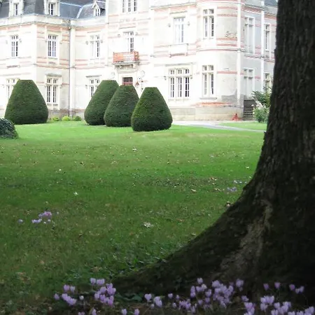 Chateau De Puybelliard Country house Chantonnay